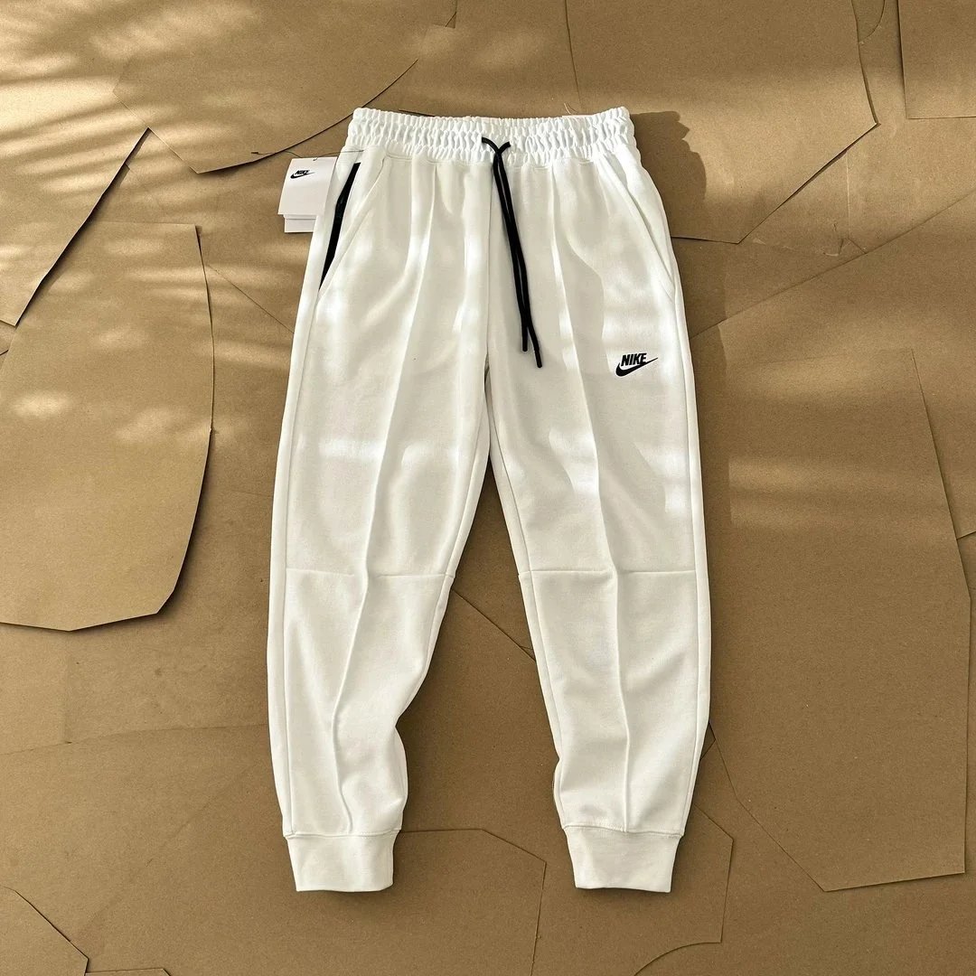 白色white