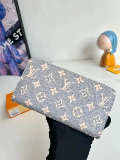 Louis Vuitton Monogram Zip Wallet