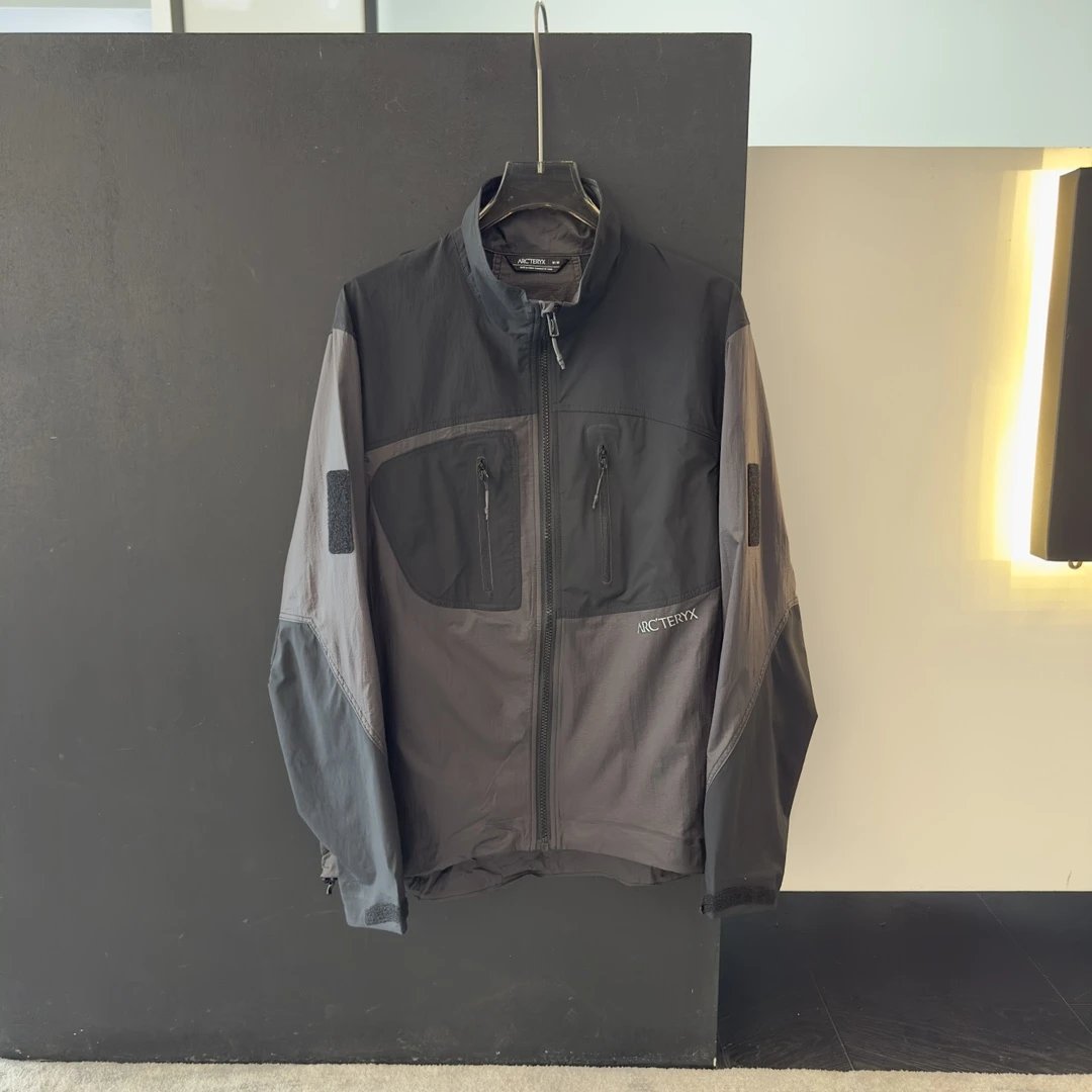 黑灰色 Black grey