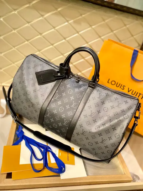 Louis Vuitton Keepall Bandoulière 50 Gray Monogram