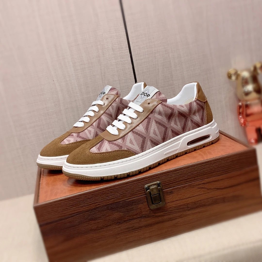 19卡其红纹
