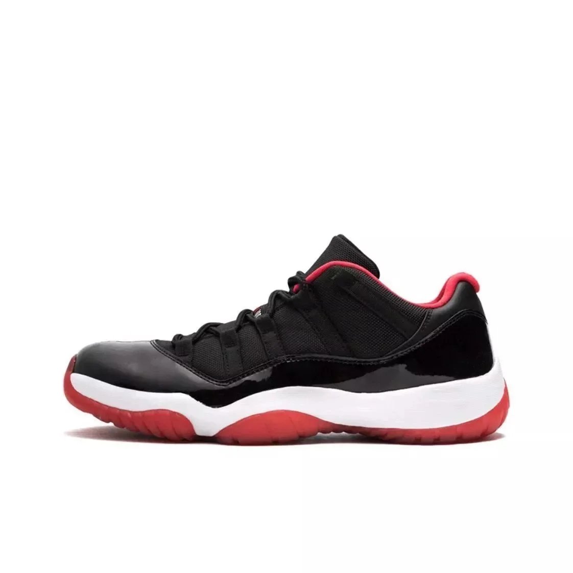 AJ11 Low-黑红