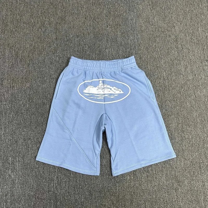 浅蓝色