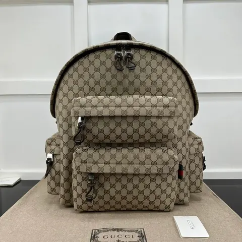 Gucci GG Supreme Backpack