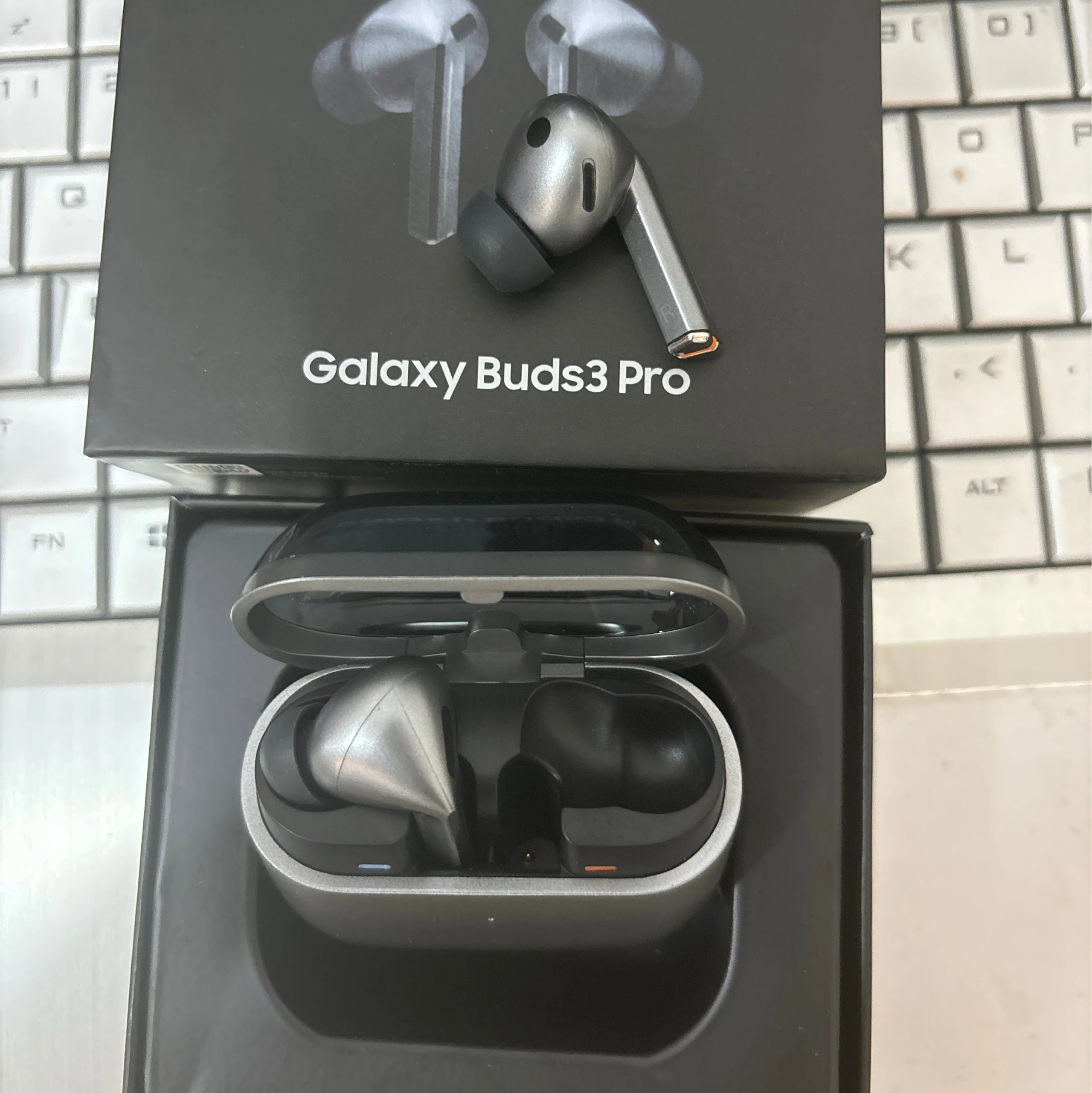 Galaxy buds3 Pro  black