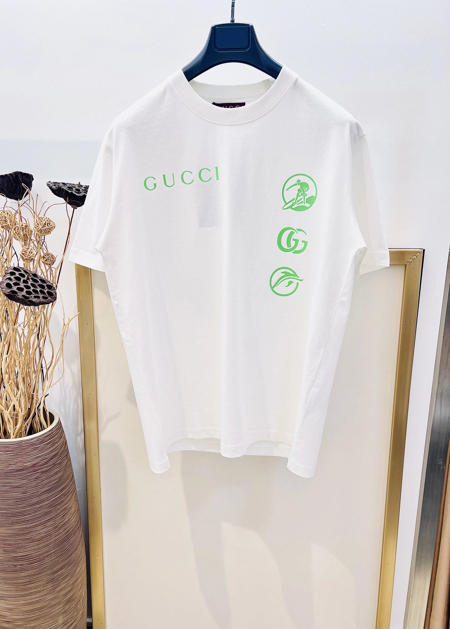 Gucc*i