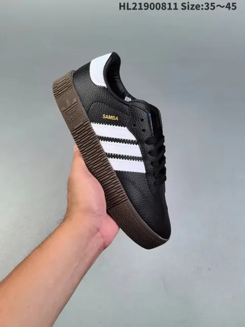 Adidas Samba Classic Sneakers