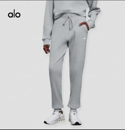 alo Yoga Sweatpants