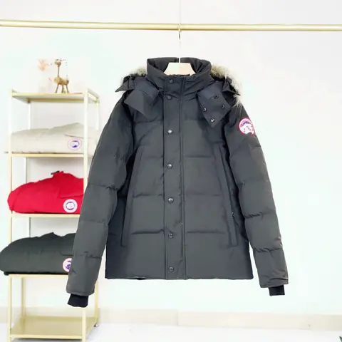 Canada Goose Women's Black Down Jacket