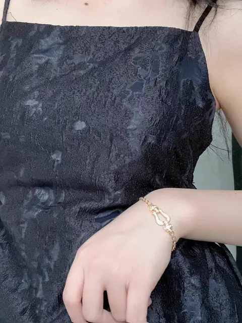 Gold Tone Chain Bracelet with Lock Clasp