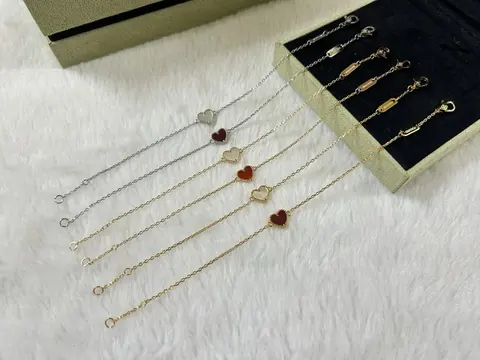 VCA Heart-Shaped Mother-of-Pearl Bracelet