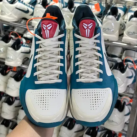 Nike Zoom Kobe 5 Caitlin Clark Protro PE