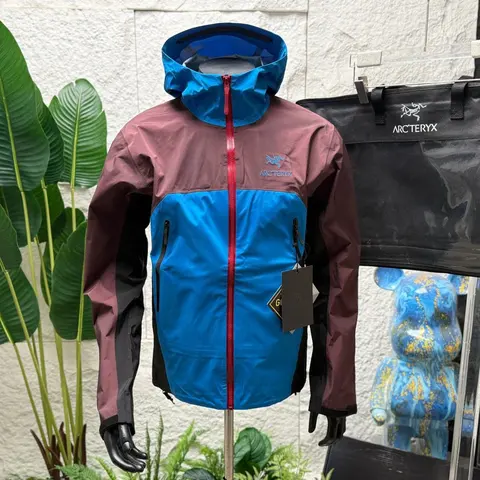 Arc'teryx Jacket
