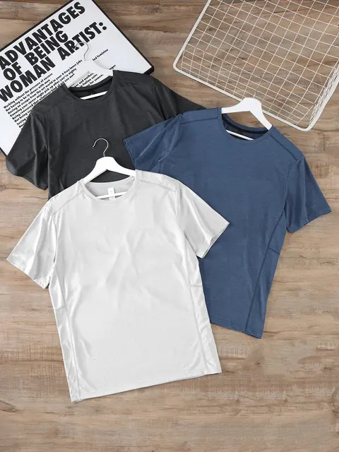 Alo Men's Lightweight Breathable Crewneck Workout T-Shirt for Running, Cycling, and Outdoor Activities - Summer 2025 Collection