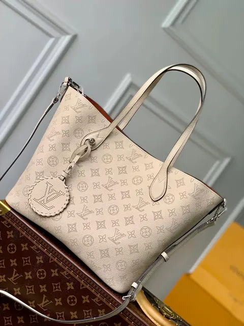 Louis Vuitton Monogram Empreinte Tote Bag