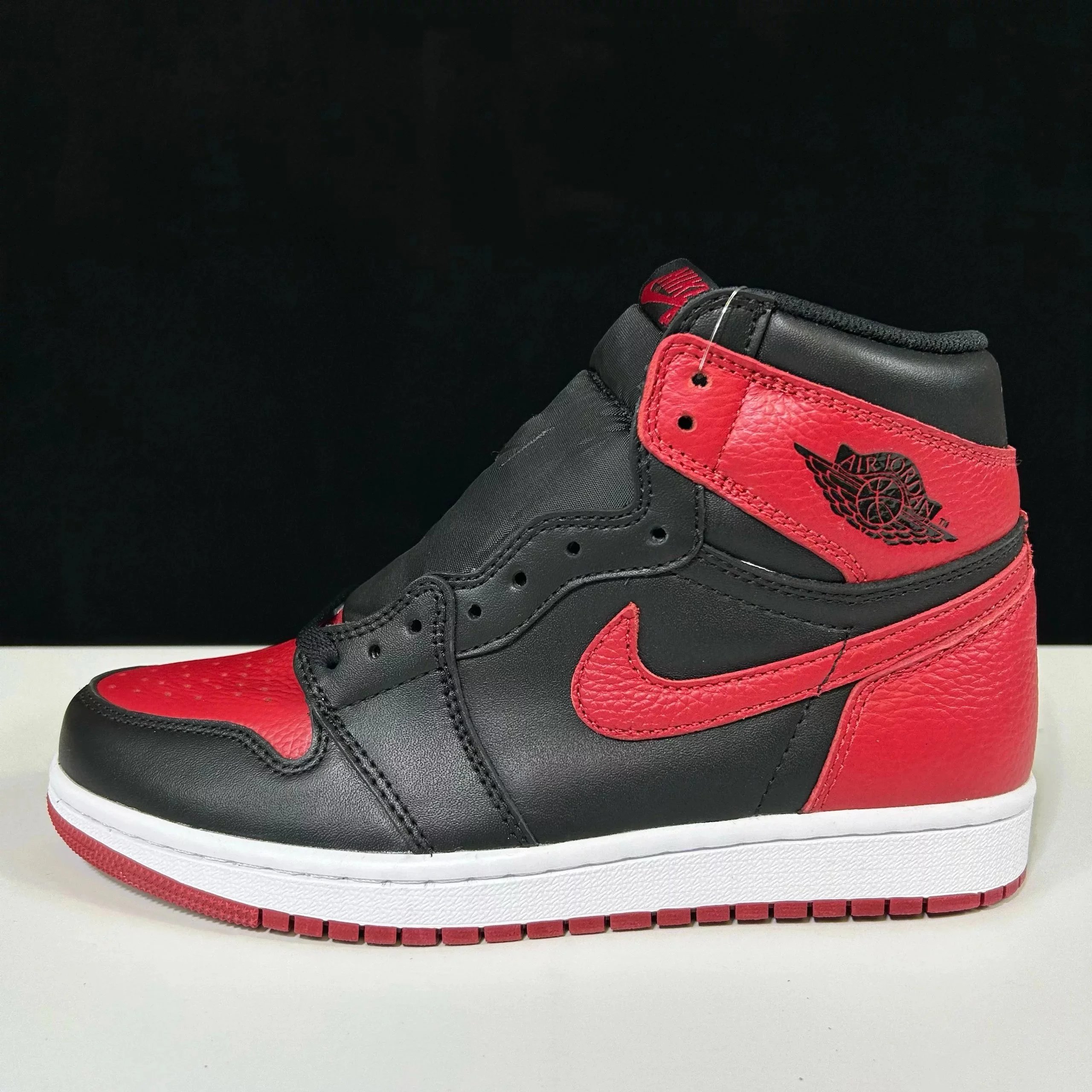 Aj1 禁穿黑红