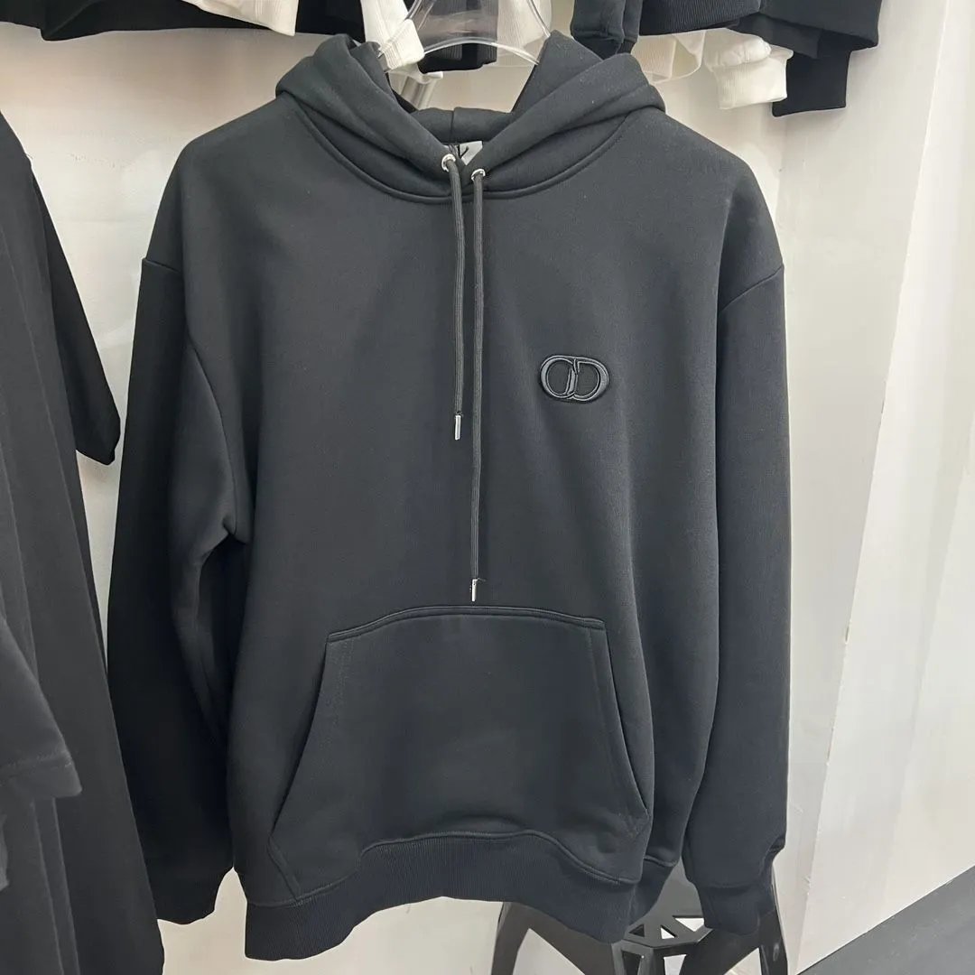 D-02黑灰色连帽衫