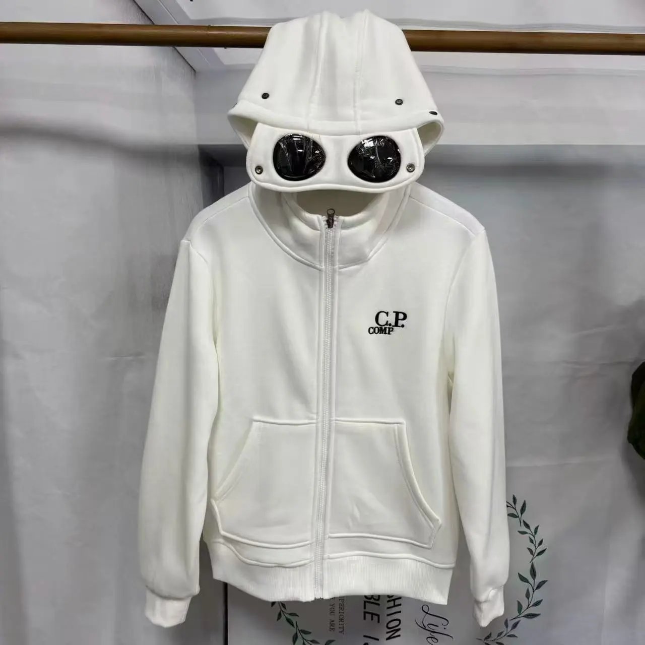 白色