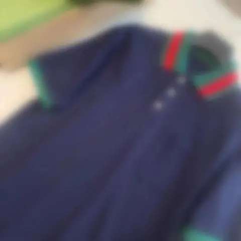 织带衣领Polo深蓝