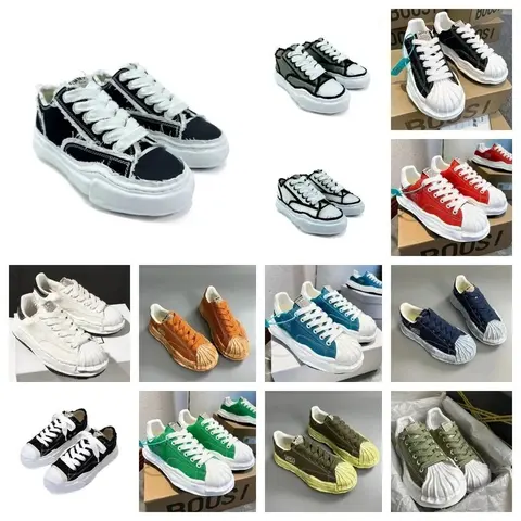 BOOSI Chunky Sneakers Collection