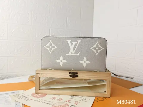 Louis Vuitton Monogram Wallet M80481