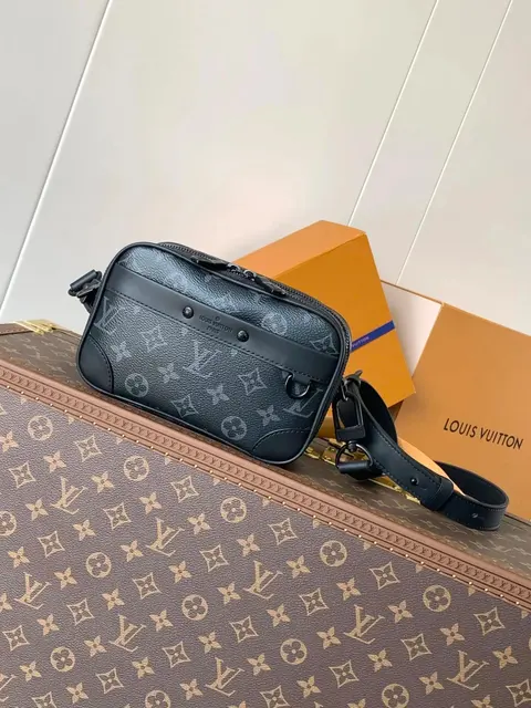 Louis Vuitton Monogram Empreinte Crossbody Bag