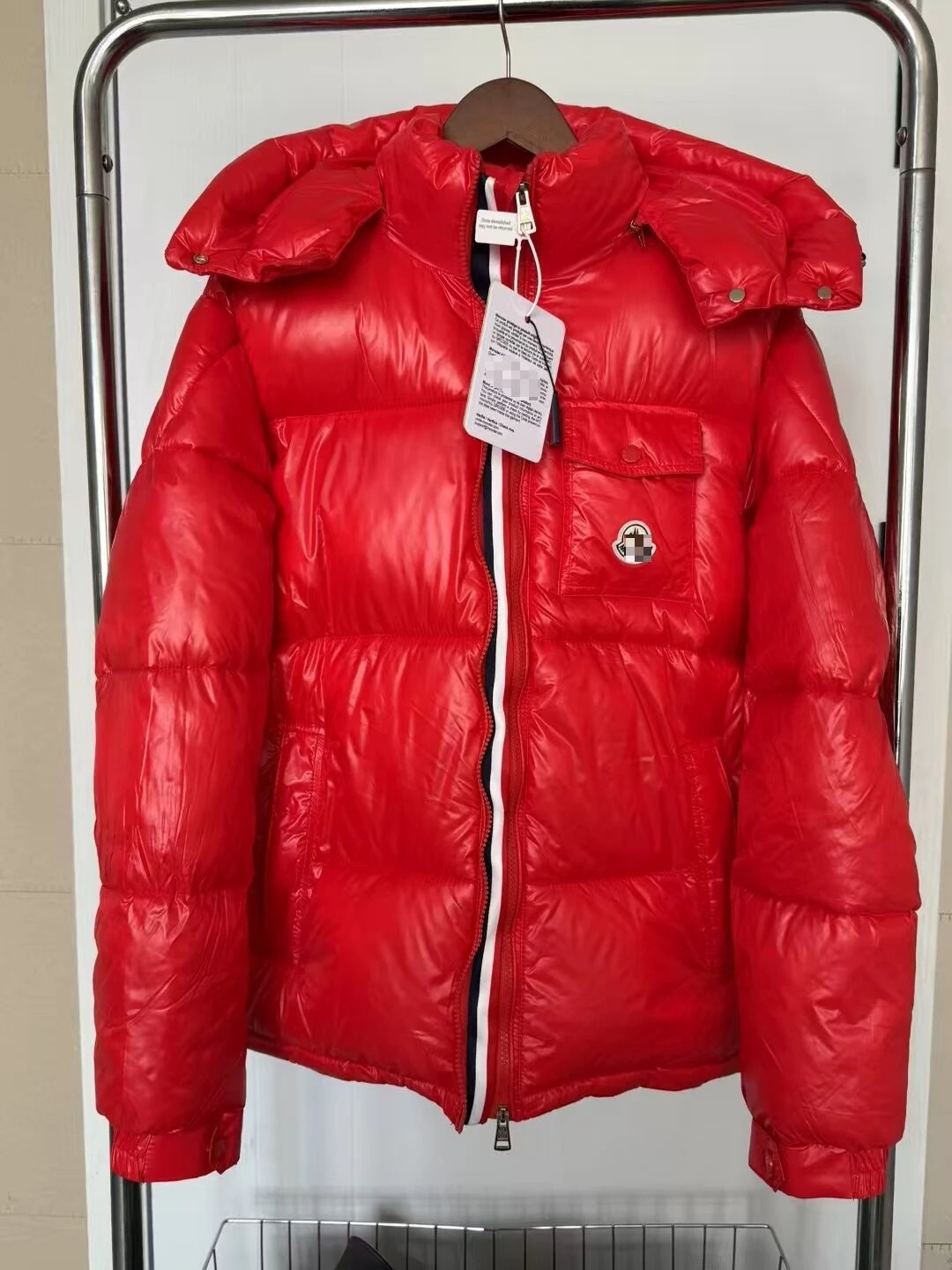 B26彩条红