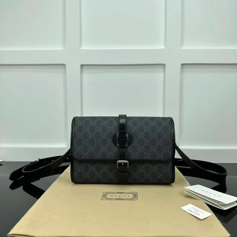 Gucci GG Supreme Crossbody Bag