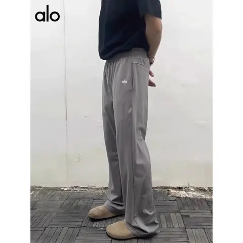 alo Yoga Sweatpants