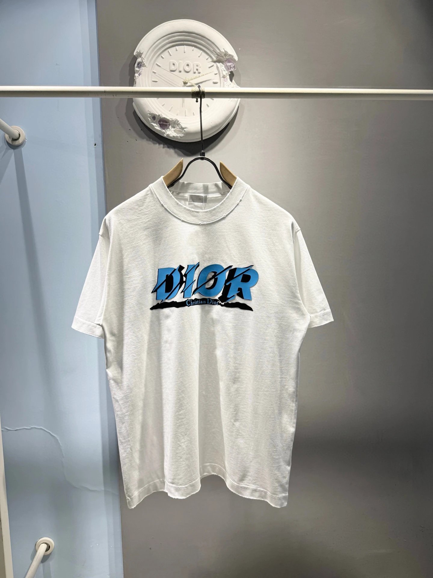 白色white