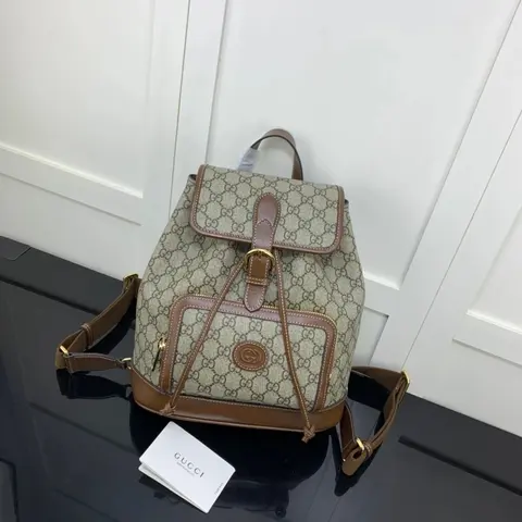 Gucci GG Supreme Backpack