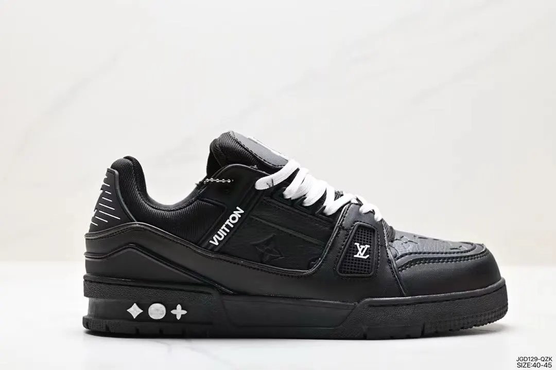 10 黑白