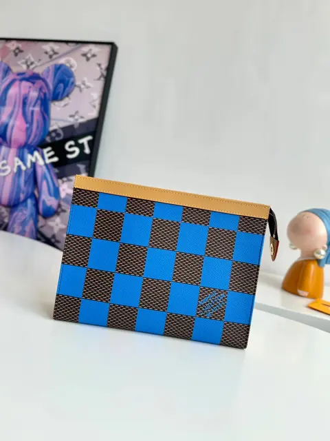 Louis Vuitton Damier Azur Pochette