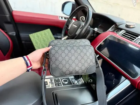 Gucci GG Supreme Crossbody Bag