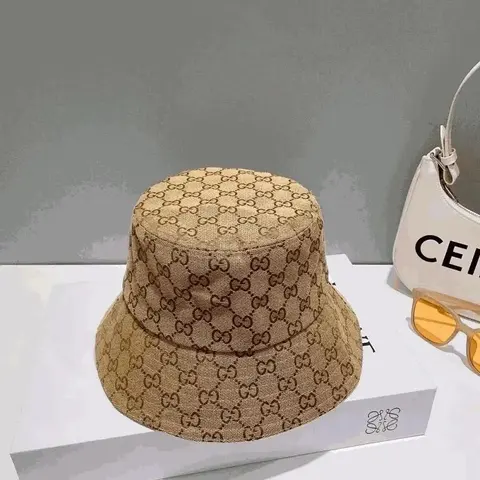 Gucci GG Supreme Bucket Hat