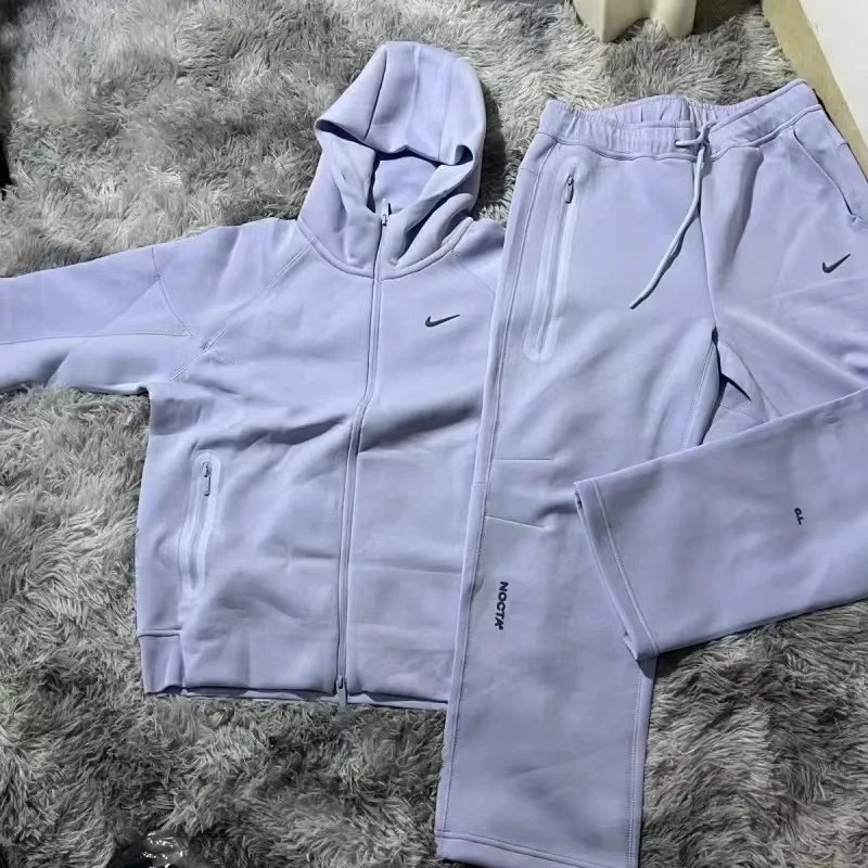 Nocta Tech 浅紫色套装