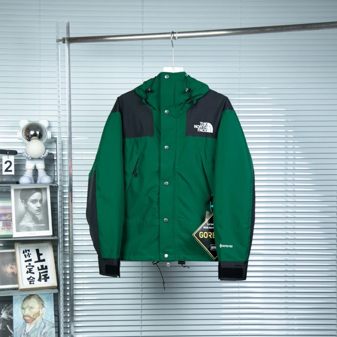 墨绿色 Dark Green