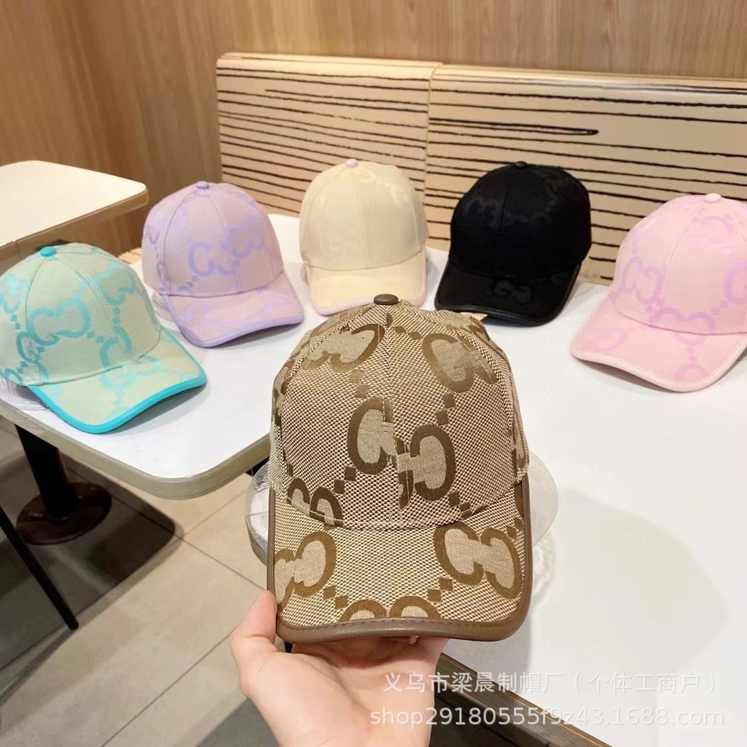 卡其色