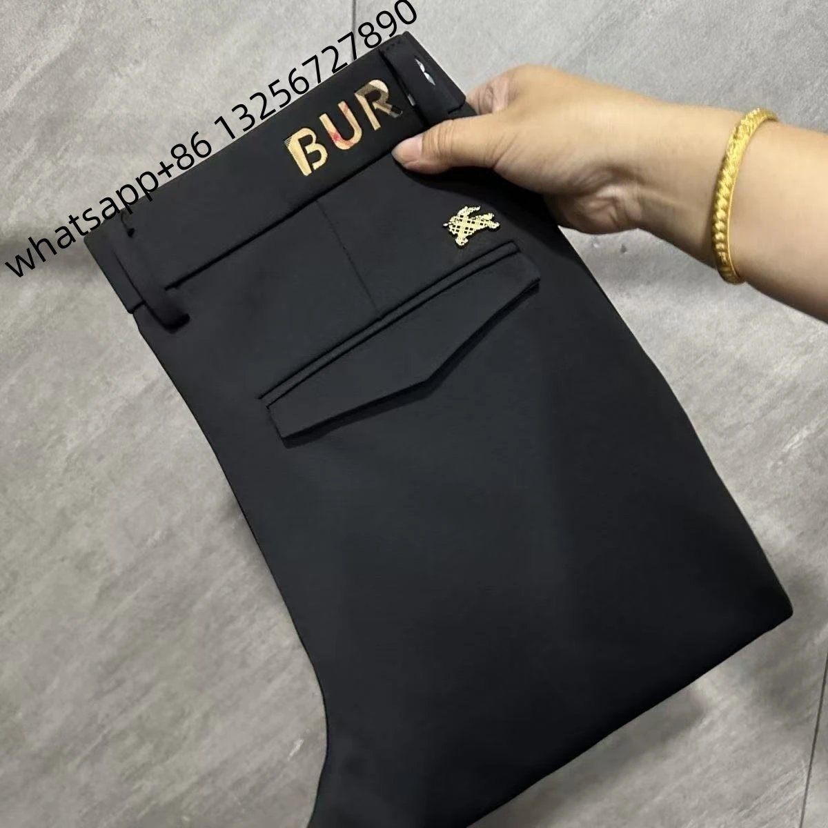 01Burberry
