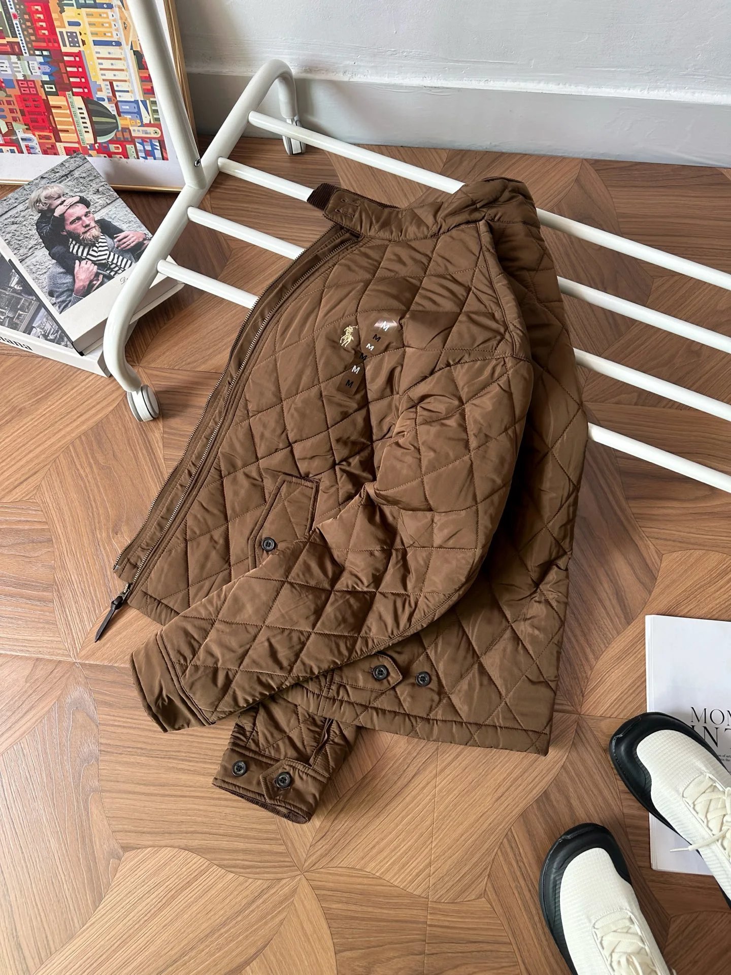 卡其色 Khaki