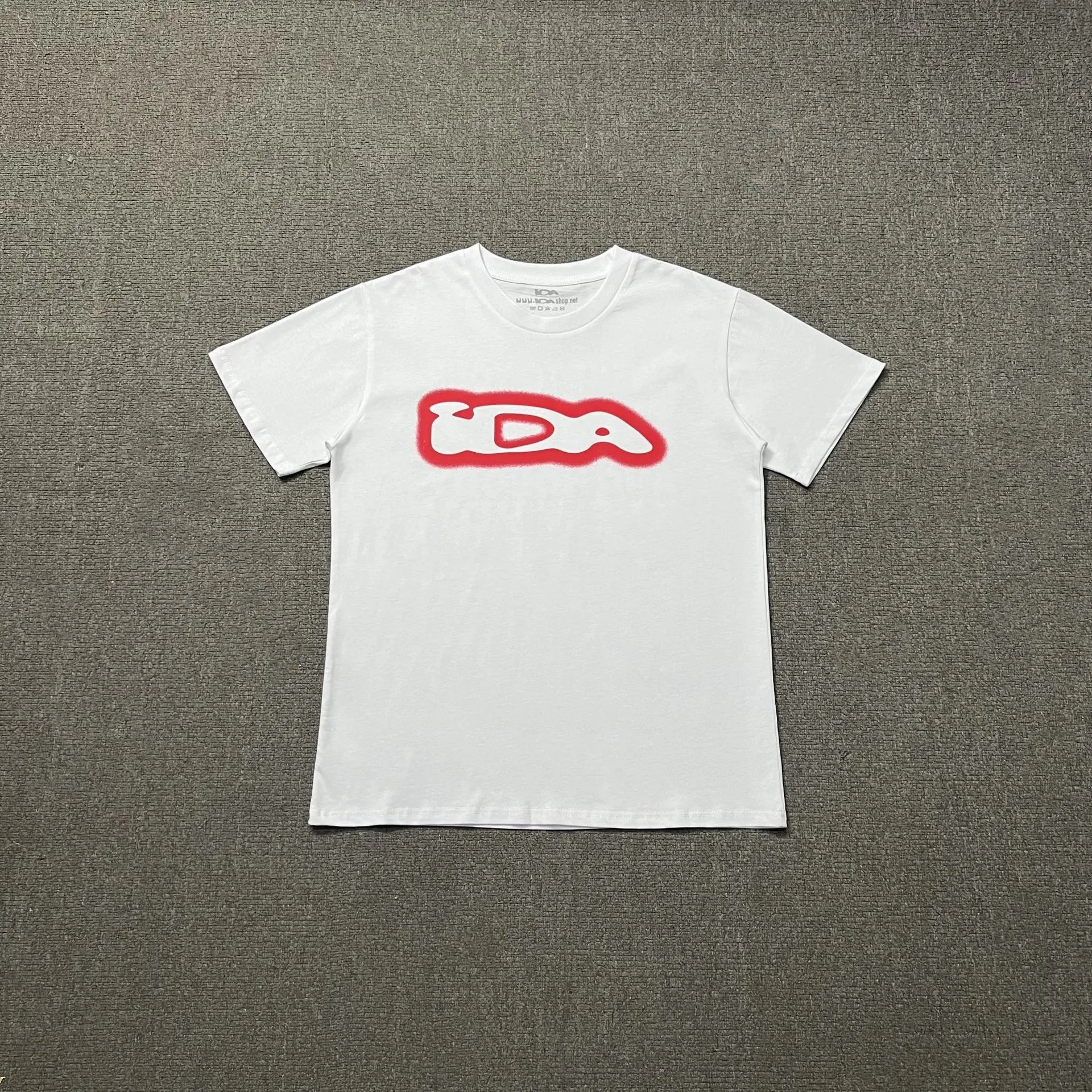 DA04 白色