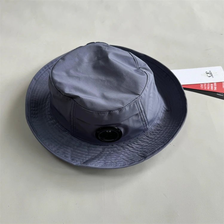 深灰色 dark grey