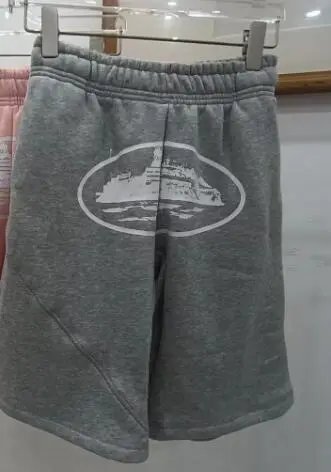 灰色