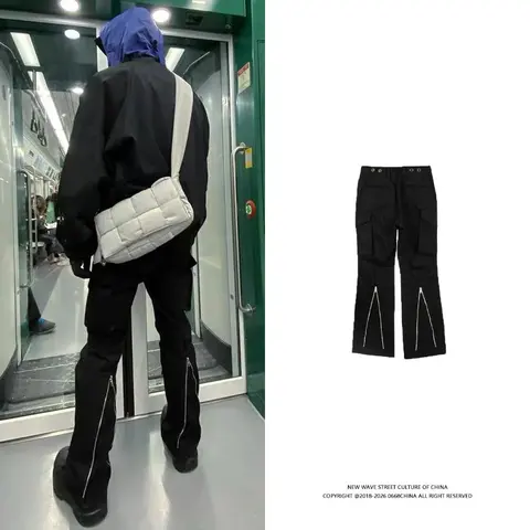 PAÓNDA ADEÓVIL Pants
