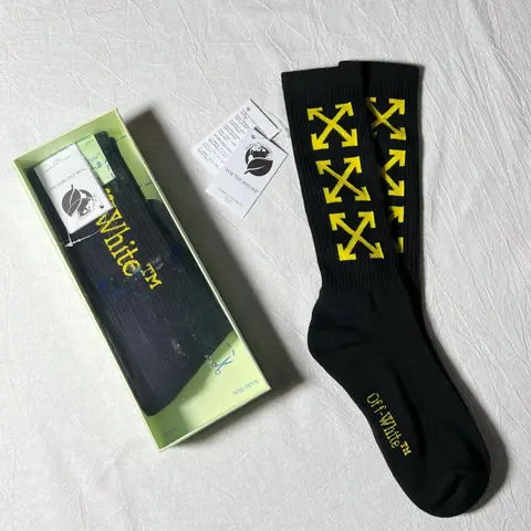 Off-White™ Arrow Print Socks
