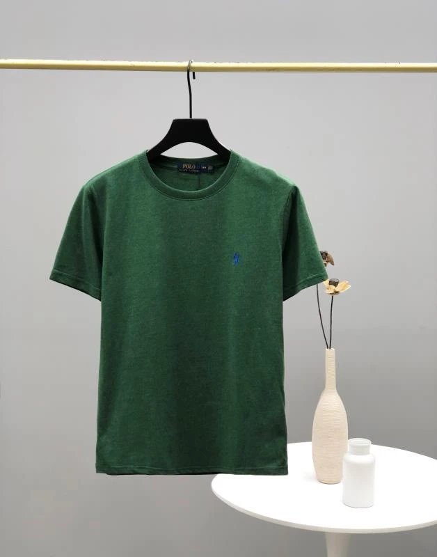 墨绿色 blackish green