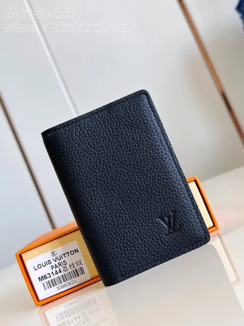 Louis Vuitton M63144 Compact Wallet in Taurillon Leather
