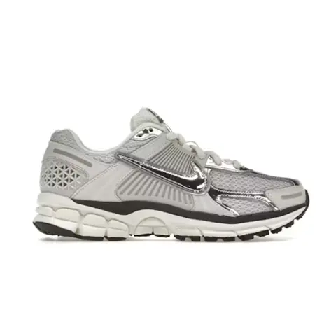 Nike Zoom Vomero 5 Running Shoe