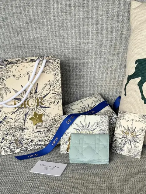 Dior Christian Dior Wallet with Matching Gift Set