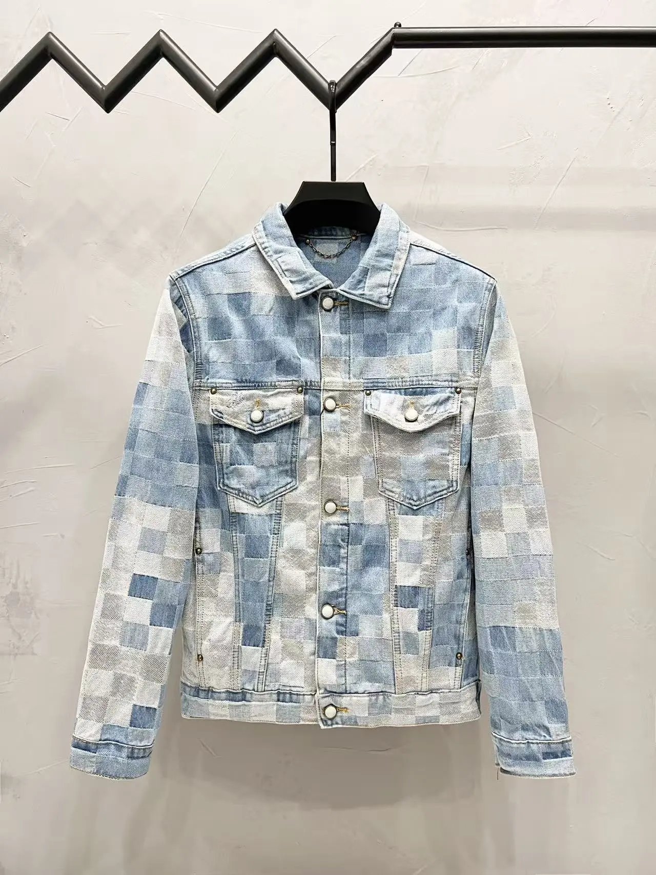 27*Top quality